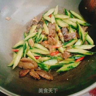 腊肠炒黄瓜的做法步骤：7