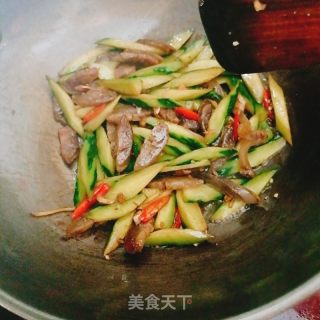 腊肠炒黄瓜的做法步骤：8