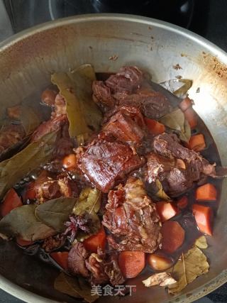卤牛腱子肉的做法步骤：1