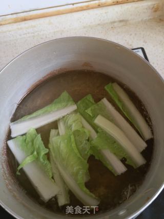 红油黑鸡爪的做法步骤：2
