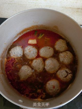 火锅肉丸的做法步骤：2
