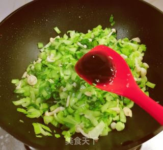 白玉菇炒油菜的做法步骤：8