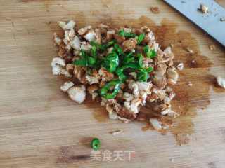 手抓饼版照烧鸡肉肉夹馍的做法步骤：9