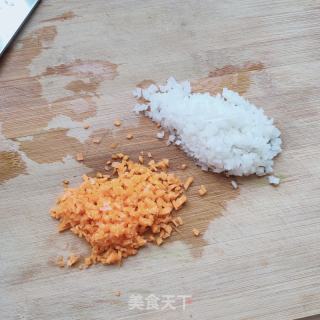 猪肉萝卜馅蛋饺的做法步骤：3