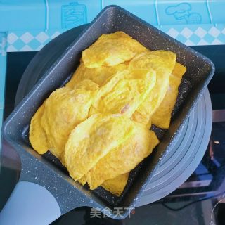 蛋饺包菜汤面的做法步骤：1