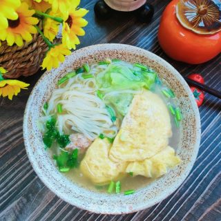 蛋饺包菜汤面的做法步骤：9