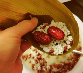 红枣红豆糯米粽子的做法步骤：6
