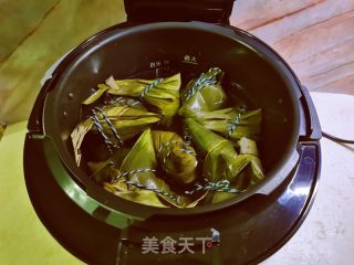 红枣红豆糯米粽子的做法步骤：11