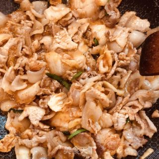 辣白菜炒五花肉的做法步骤：7