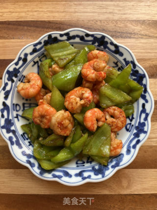 青椒炒虾仁的做法步骤：9