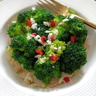 鸡胸肉拌西兰花的做法步骤：12