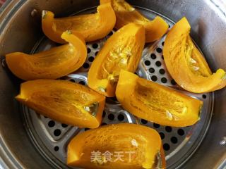燕麦红枣南瓜馒头的做法步骤：1