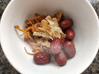 鸽子菌汤的做法步骤：4
