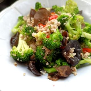 肉末木耳炒西兰花的做法步骤：13