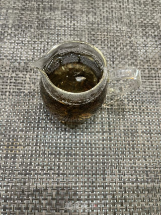 金桔柠檬茶的做法步骤：2
