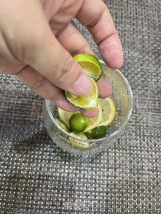 金桔柠檬茶的做法步骤：8