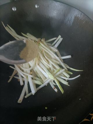 萝卜丝丸子汤的做法步骤：6