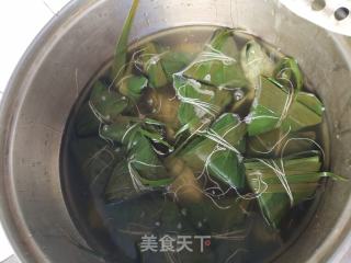 牛肉肠蛋黄粽的做法步骤：10