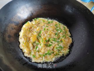 栀子花炒蛋的做法步骤：8