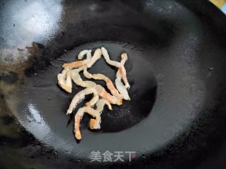 咸肉韭菜炒栀子花的做法步骤：3