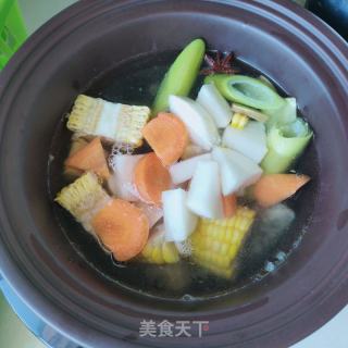 玉米鸡汤的做法步骤：5