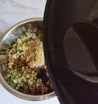 糯米香菇肉馅丸子的做法步骤：6