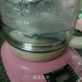 红糖煮鸡蛋的做法步骤：1
