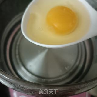 红糖煮鸡蛋的做法步骤：2