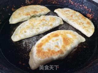 韭菜鸡蛋盒子(不发面)的做法步骤：9