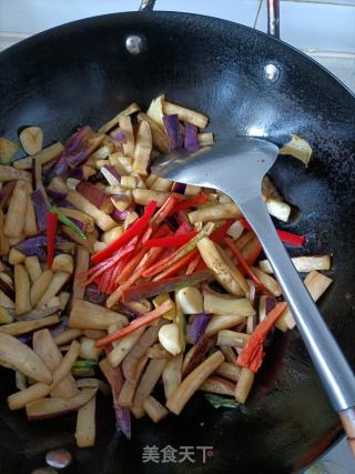 腊鱼茄子煲的做法步骤：4