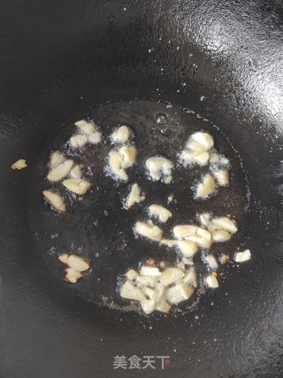 青椒鸡丝的做法步骤：2