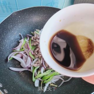 洋葱炒肉丝的做法步骤：12