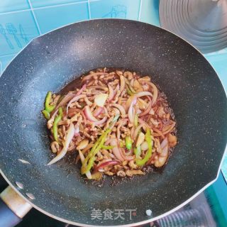洋葱炒肉丝的做法步骤：13