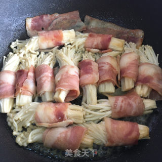 培根金针菇卷的做法步骤：3