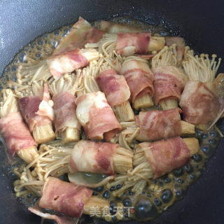 培根金针菇卷的做法步骤：4