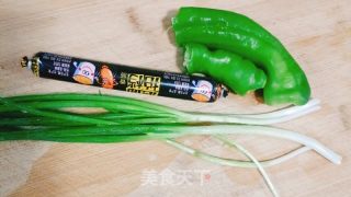 火腿肠煎饼的做法步骤：2
