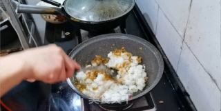 榨菜蛋炒饭的做法步骤：4