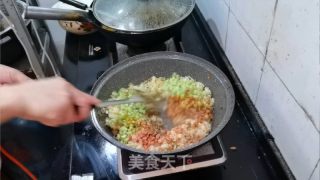 榨菜蛋炒饭的做法步骤：6