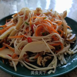 胡萝卜金针菇拌鲍鱼的做法步骤：16
