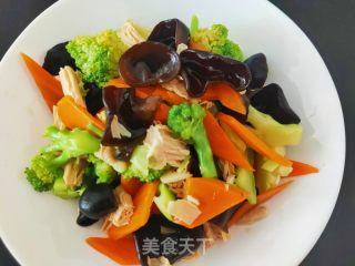 木耳腐竹拌西蓝花的做法步骤：9