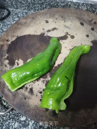 烧椒皮蛋的做法步骤：6