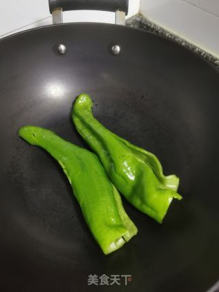 烧椒皮蛋的做法步骤：7