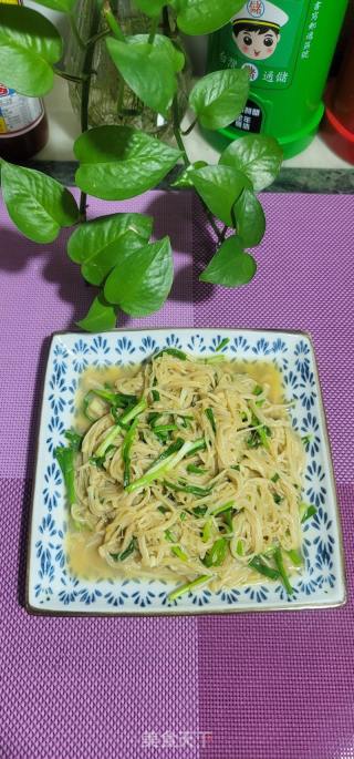 香菇蚝油炒金针菇的做法步骤：7