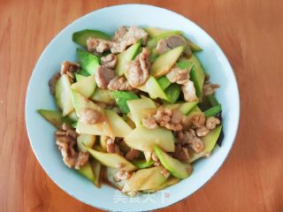 西葫芦炒肉片的做法