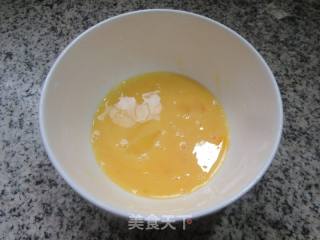 黑木耳鸡蛋炒毛毛菜的做法步骤：2