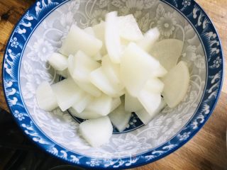 羊肉烩萝卜的做法步骤：2
