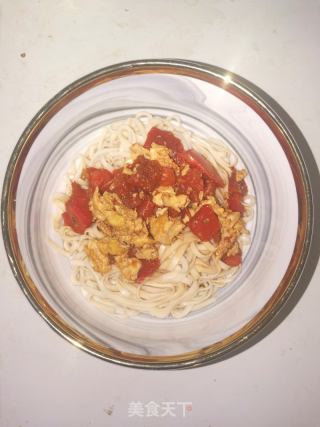 西红柿鸡蛋拌面的做法