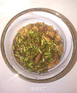 蒜苔炒鸡蛋的做法步骤：6