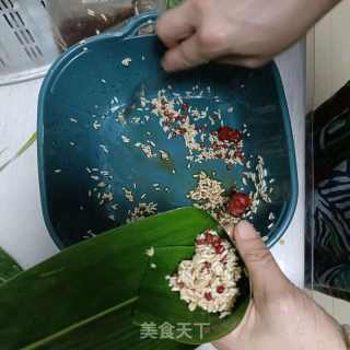 红豆粽子的做法步骤：5