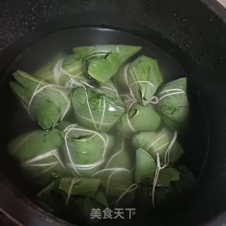 红豆粽子的做法步骤：9